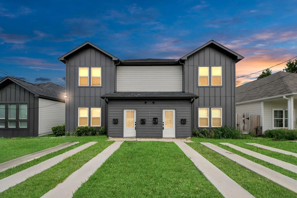 8324 Corinth Street, Houston
