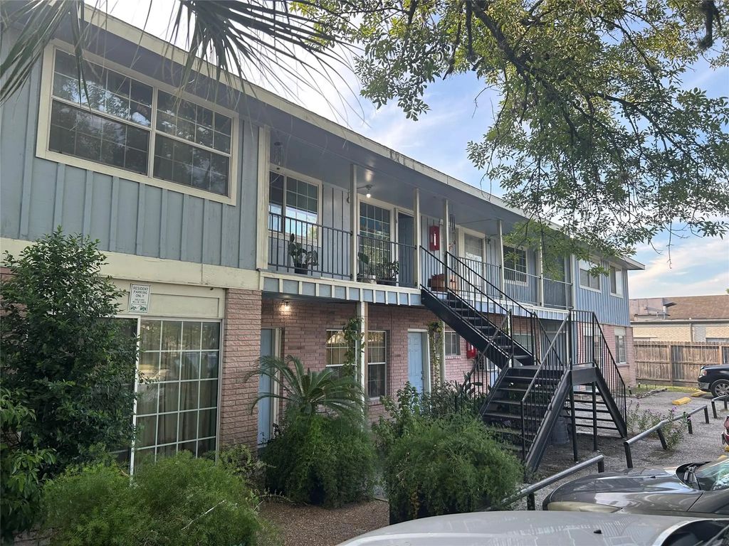 4005 Irvington Boulevard 6, Houston