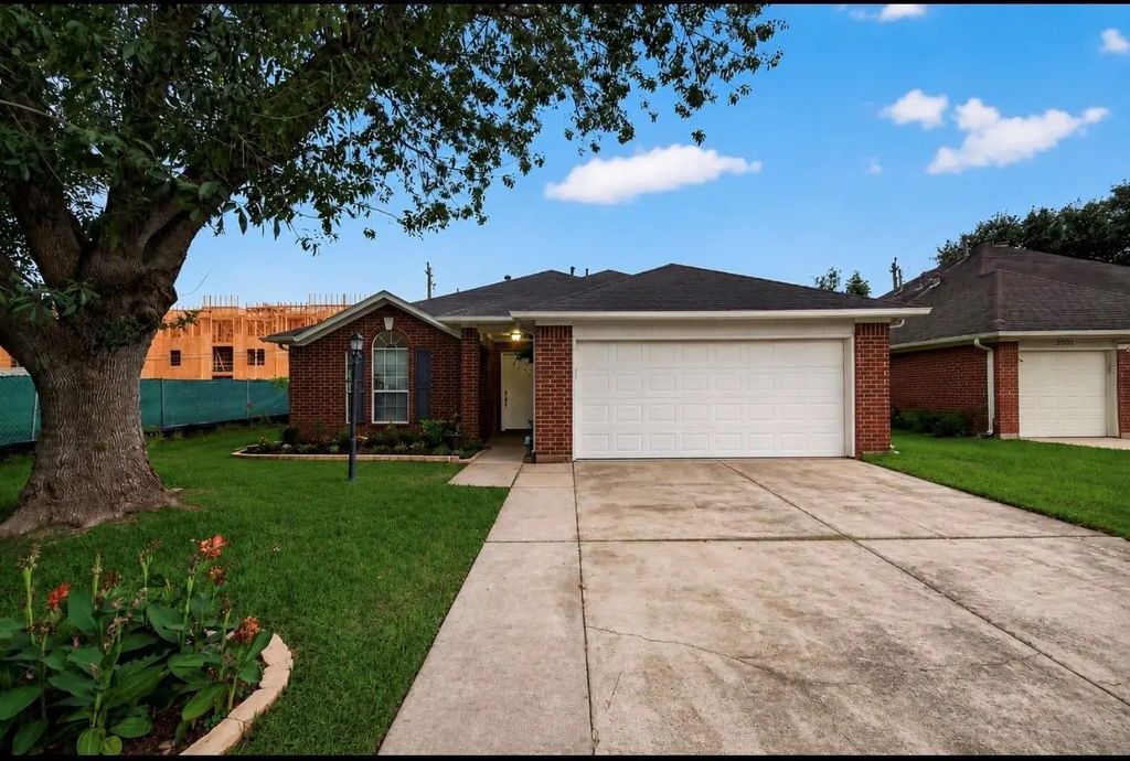 3501 Riverside Drive, Pearland