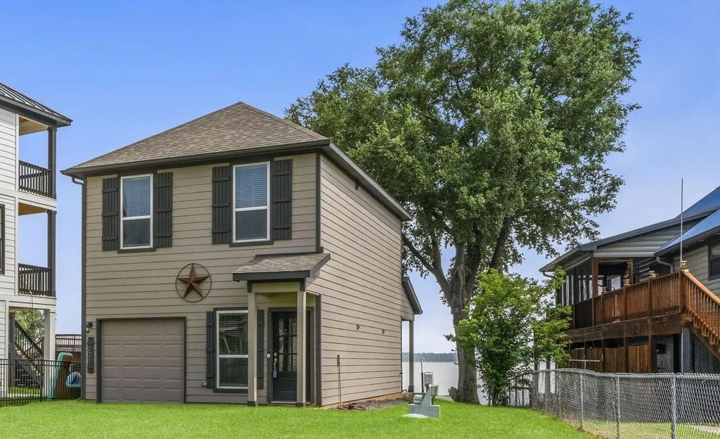 271 Ferguson Way, Point Blank