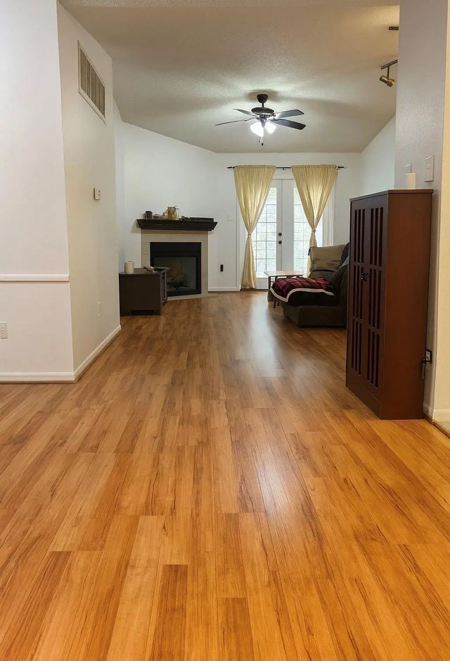 11201 Lynbrook Drive 3504, Houston