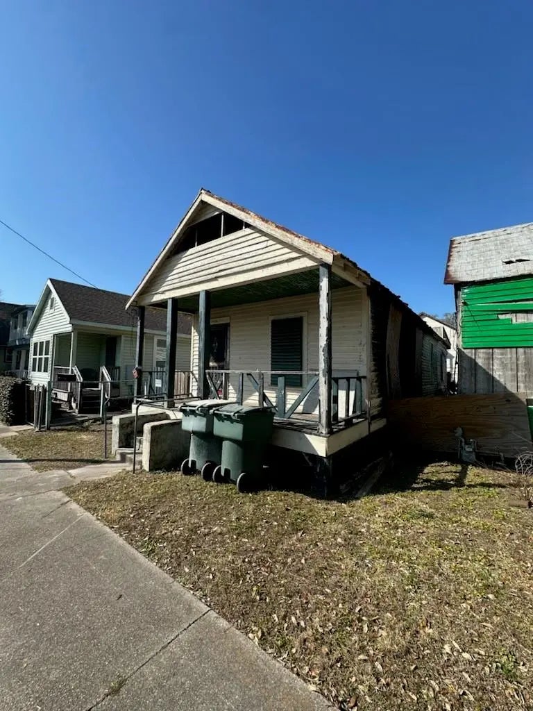3406 N1/2, Galveston