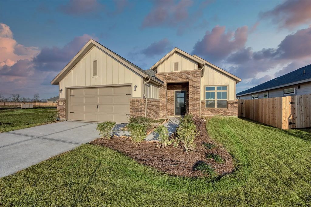 21111 Sunlight Grove Drive, Bonney