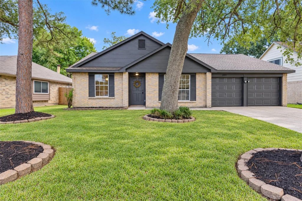 2811 Sugar Wood Drive, League City