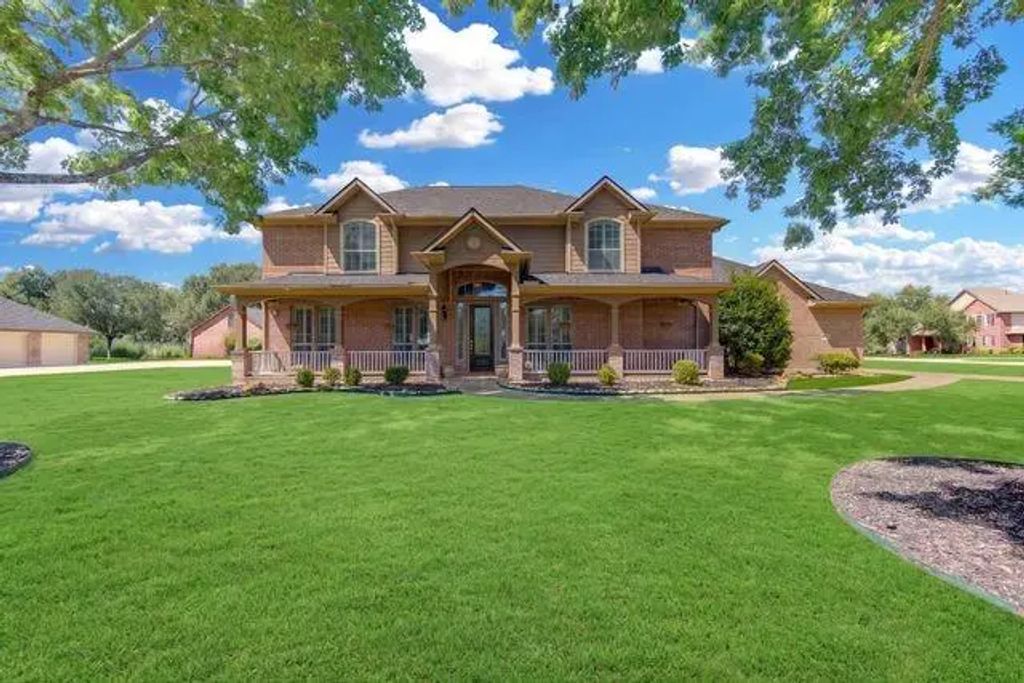 26110 Cross Hollow Lane Lane, Cypress