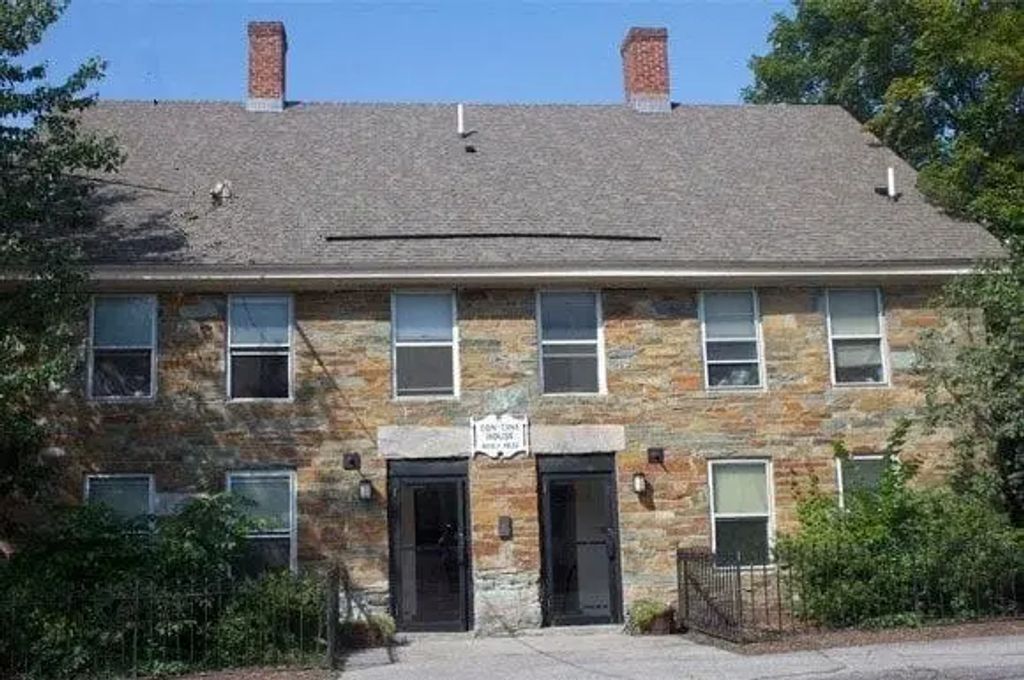 7 Heritage Dr, Other