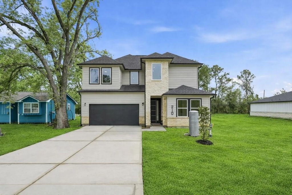 210 Big Deer Drive, Crosby