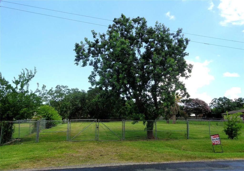 3908 20th Street N, Texas City