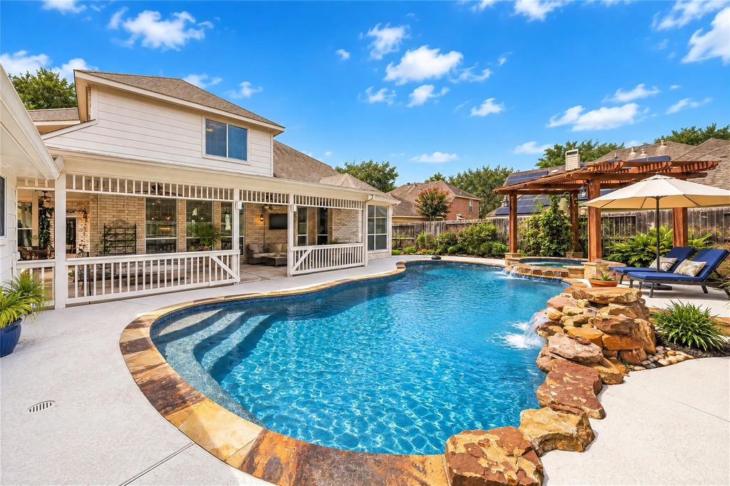 18710 Ember Trails Drive, Houston