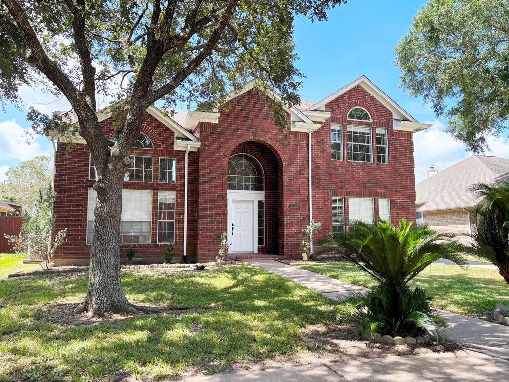 105 Crimson Bay Drive, League City