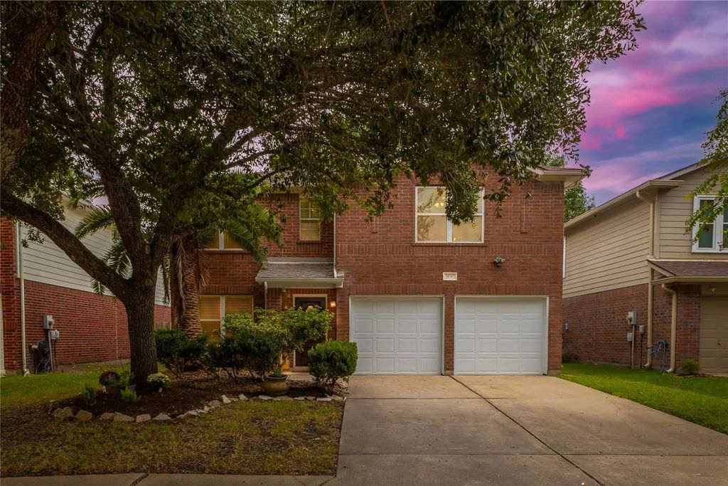 19747 Twin Canyon Court Street, Katy