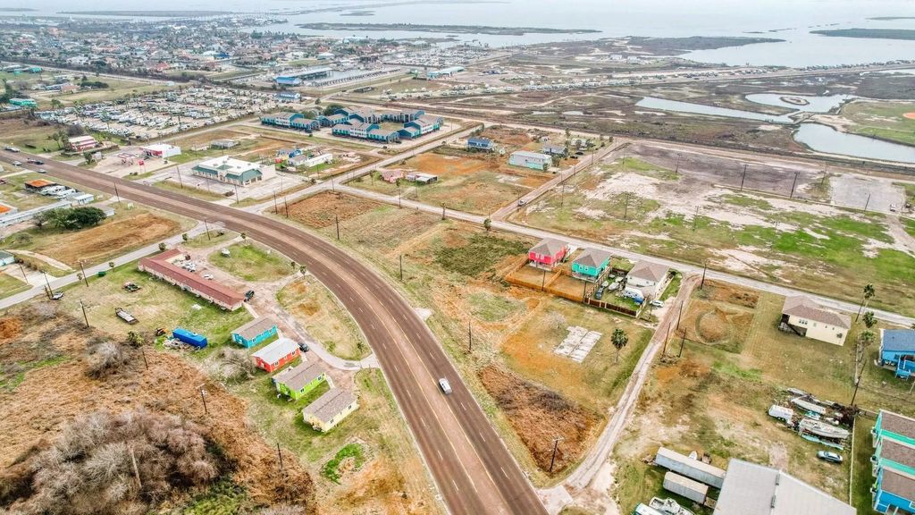 Commercial, Aransas Pass