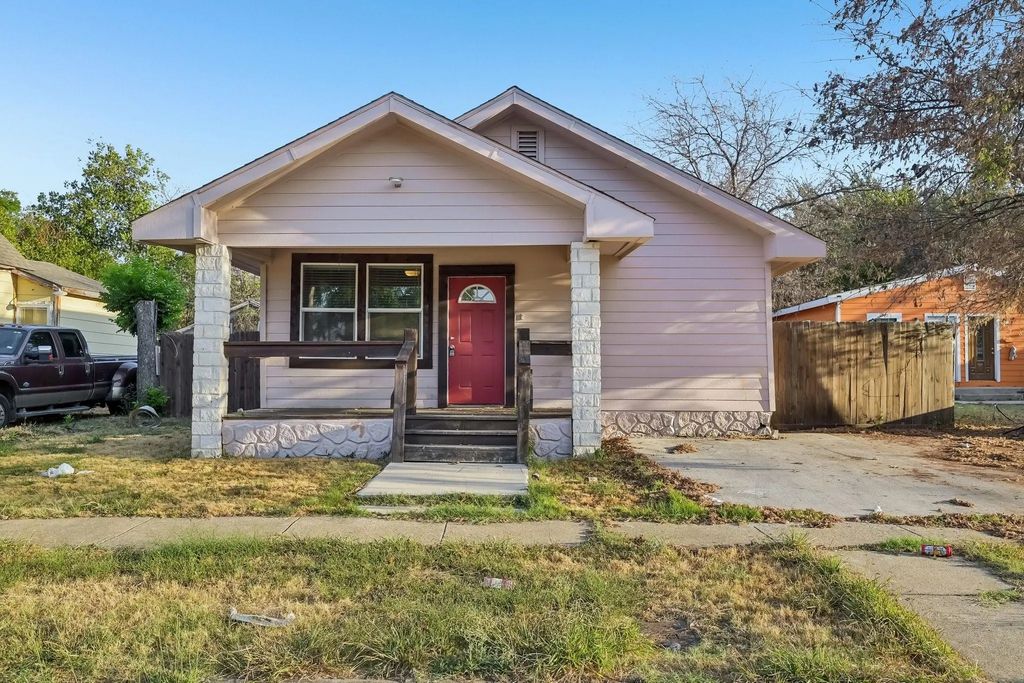 1315 E Arlington Avenue, Fort Worth