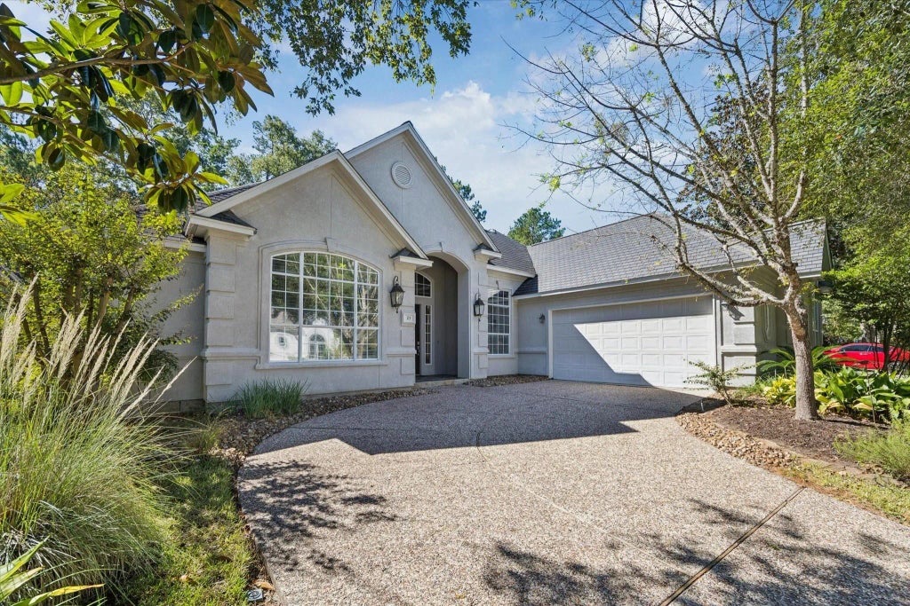 23 Aberdeen Crossing Place, Spring