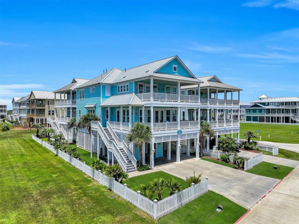 11386 Beachside Drive, Galveston