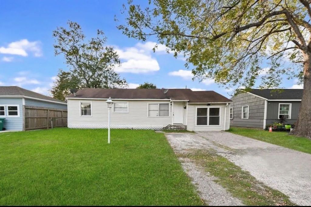 9306 Chesterfield Drive, Hockley