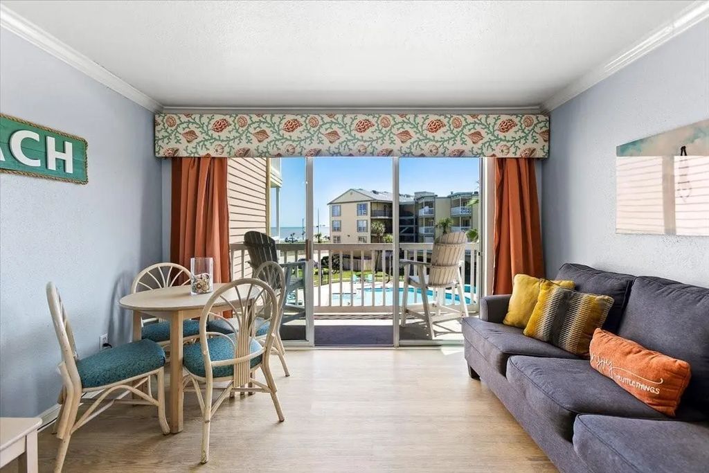 6300 Seawall Boulevard 6208, Galveston