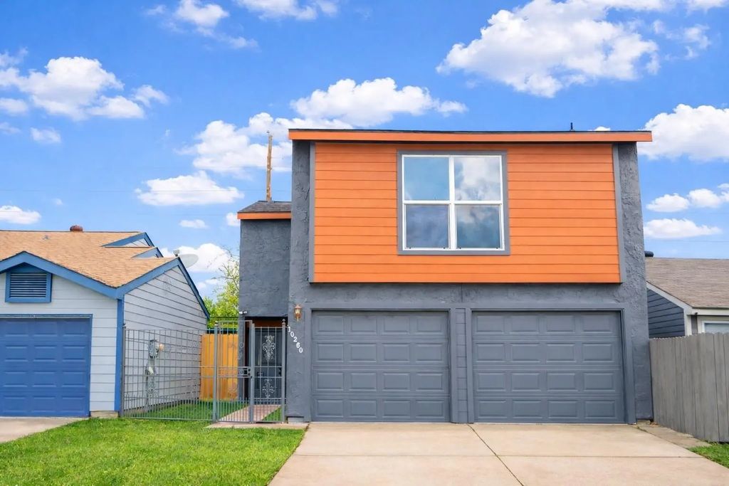 10260 Bridgeland Lane, Houston