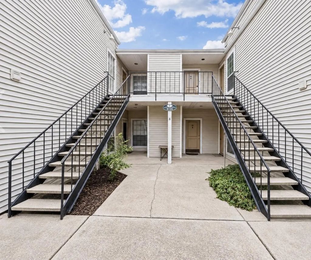 9809 Richmond Avenue E14, Houston