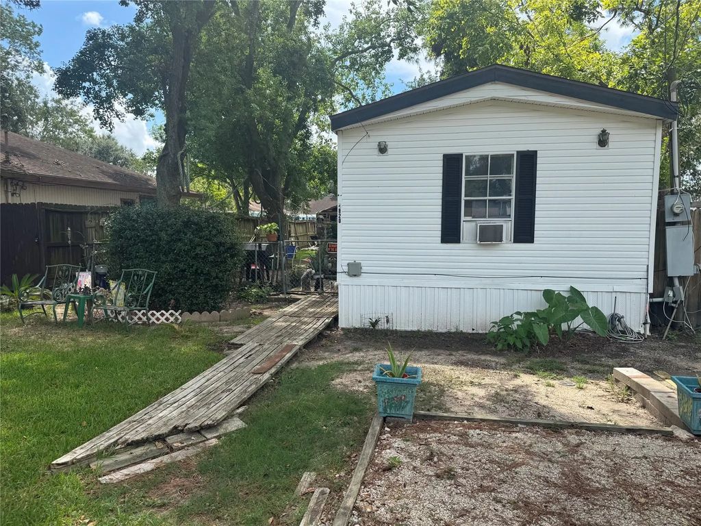 4820 12th Street, Bacliff