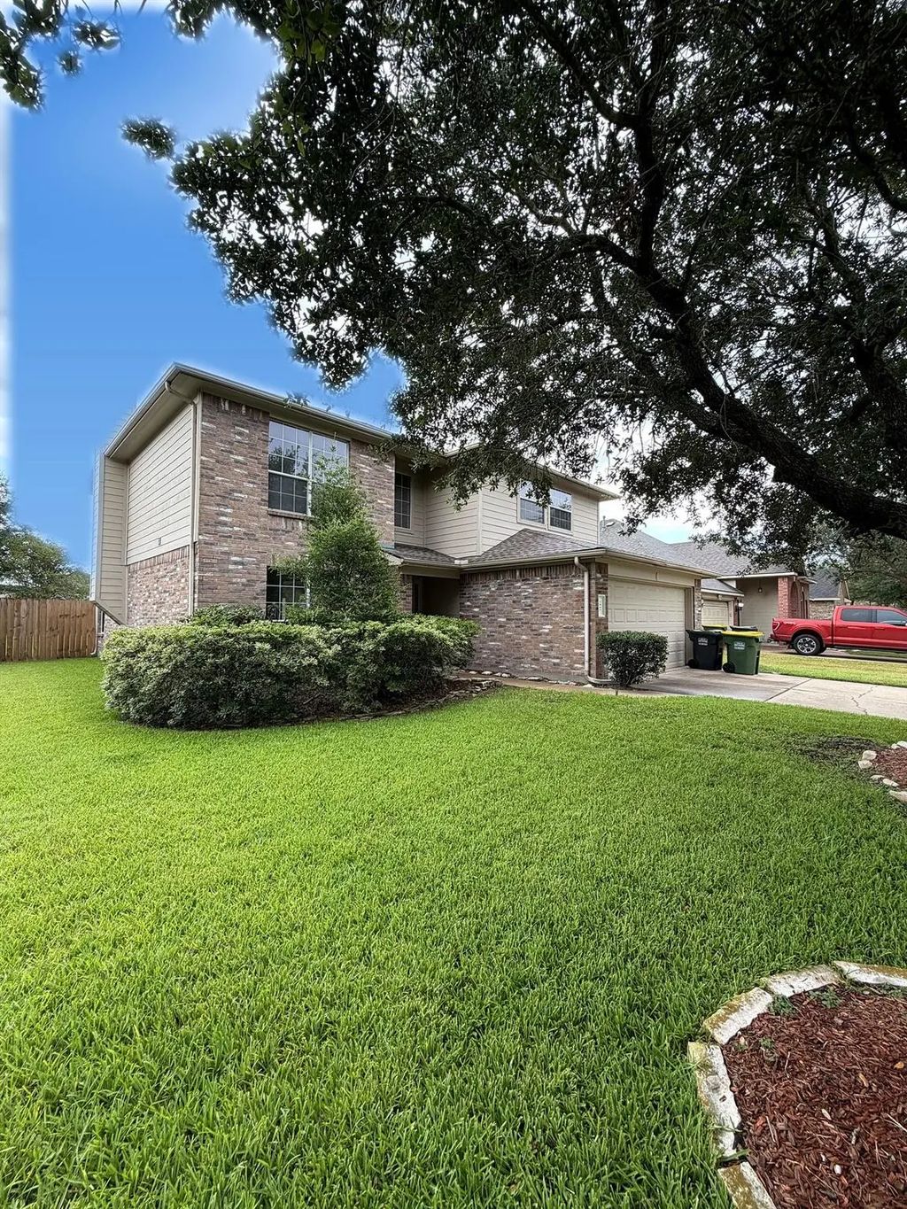 2007 Orchard Frost Drive, Pearland