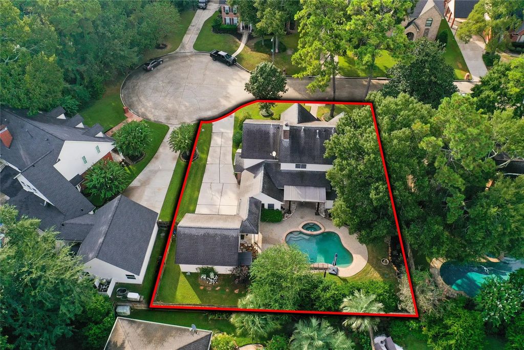 5814 Woodland Creek Drive, Kingwood