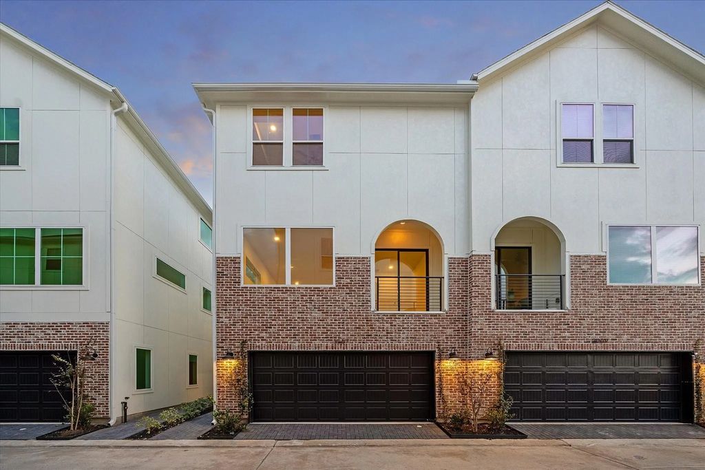 3067 Hicks Street, Houston