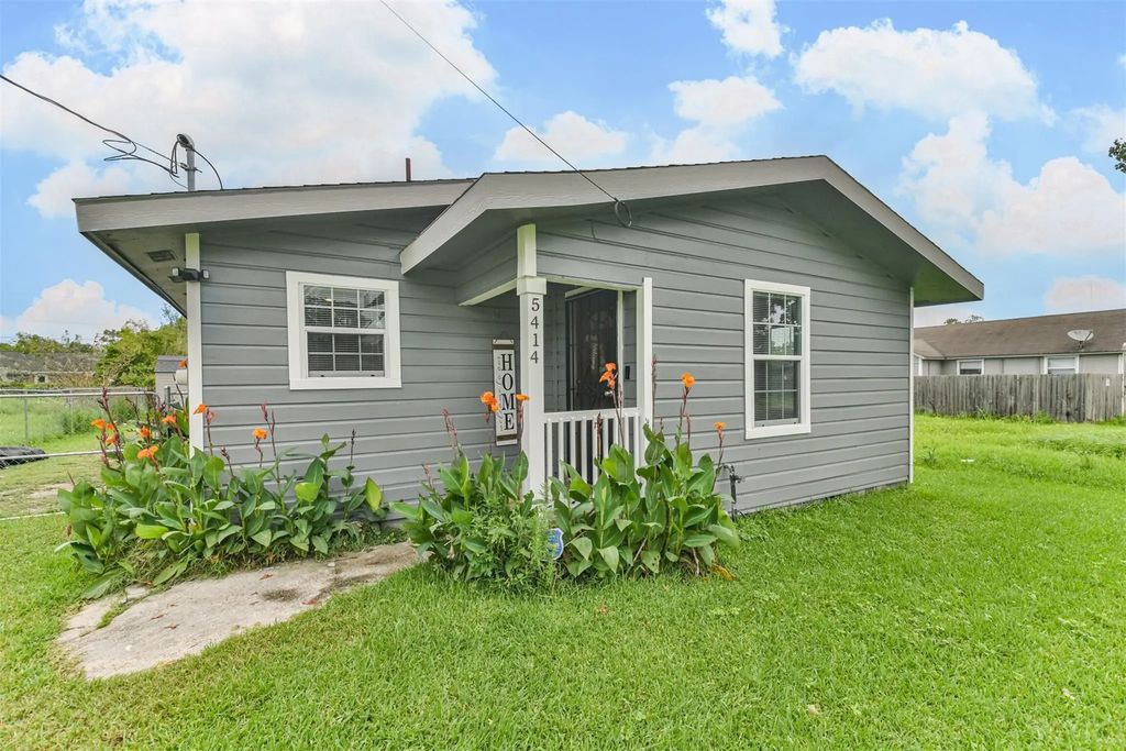 5414 Evelyn Street, Texas City