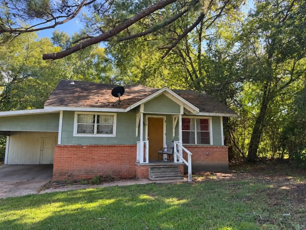 1310 Old Woodville Road, Livingston