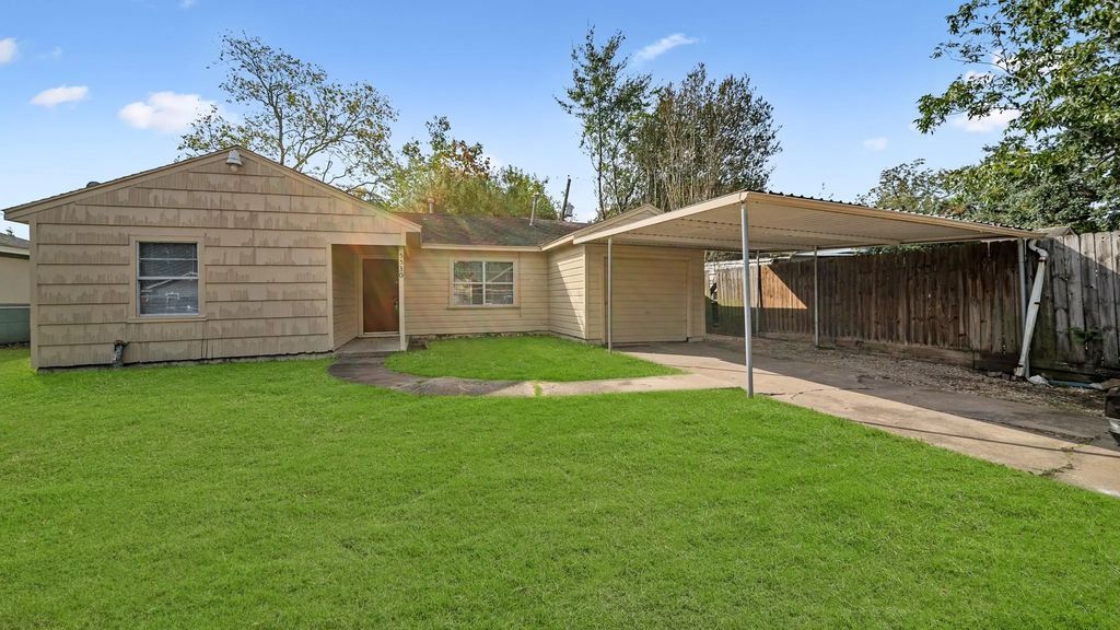 5530 Shamrock Street, Houston