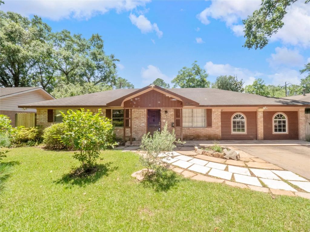 9607 Carousel Lane, Houston