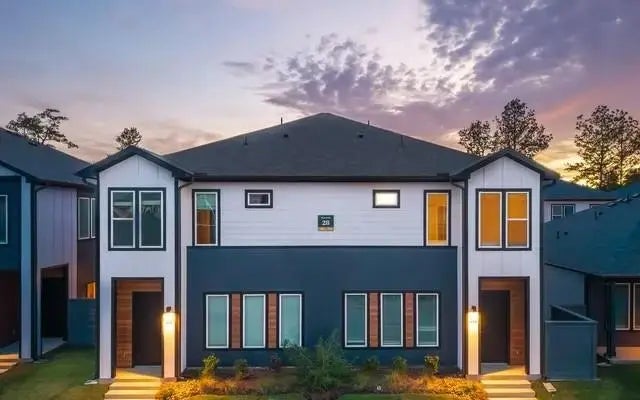 33200 Forest W Street 12a, Magnolia