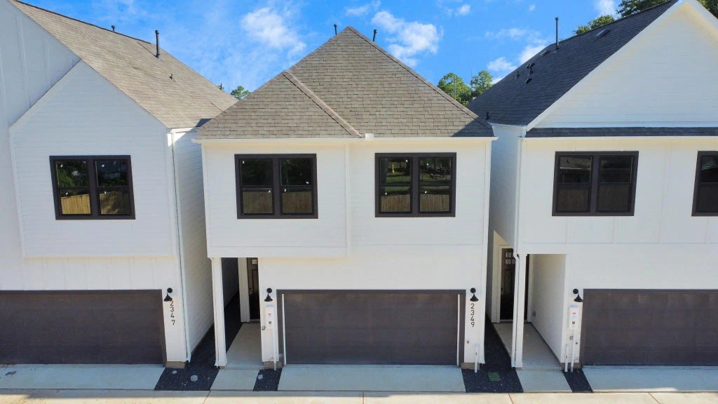 2349 Hoskins Drive, Houston