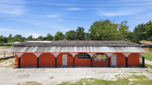 7715 W Hardy Road, Houston