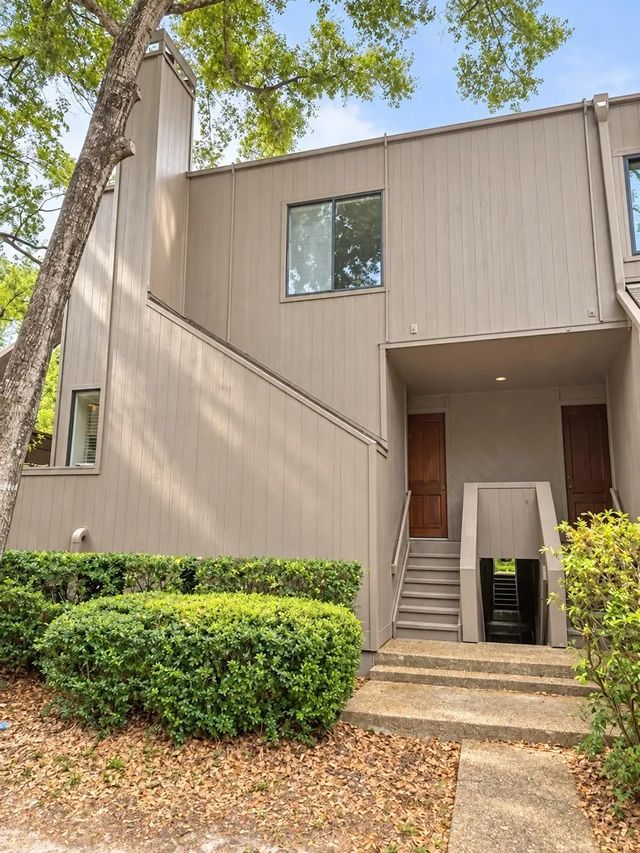 100 Litchfield Ln, Houston