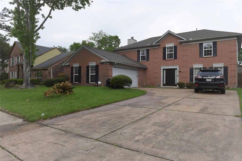 9211 Rocky Valley Drive, Houston