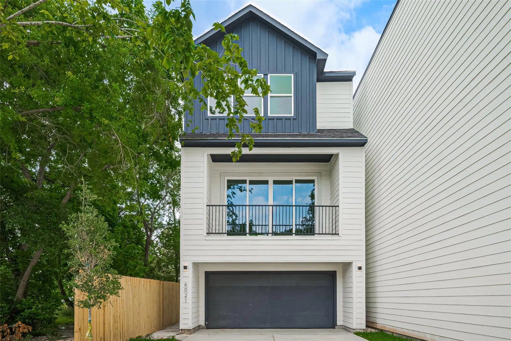 6021 Maybell, Houston