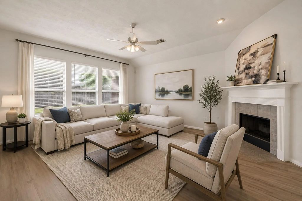14207 Rolling Hills Lane, Rosharon