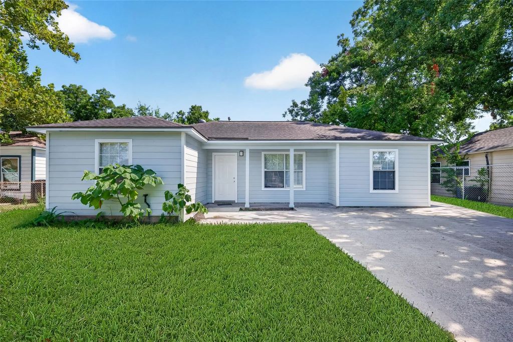 7542 Bywood Street, Houston