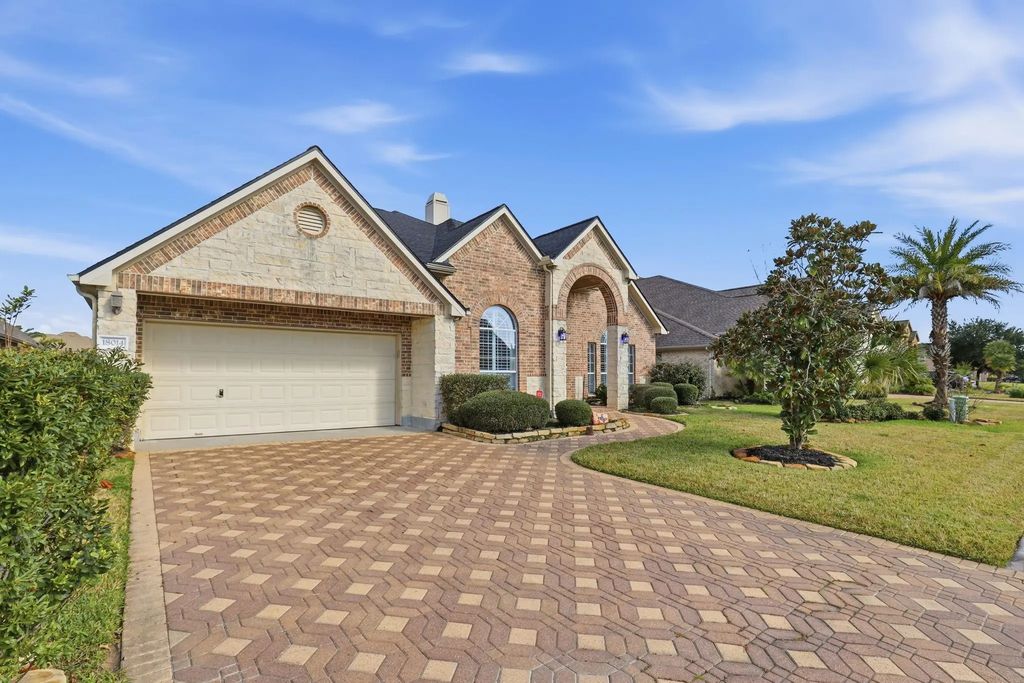 18014 Grotto Point Drive, Cypress