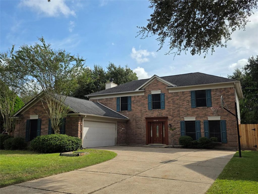 8819 Rocky Valley Drive, Houston