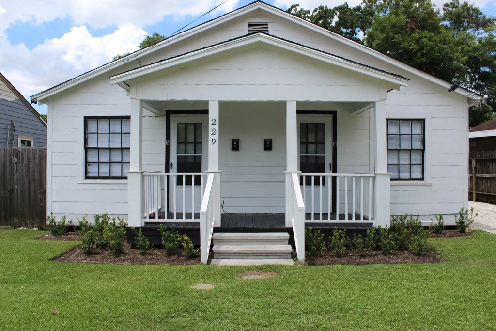 229 Neyland Street B, Houston