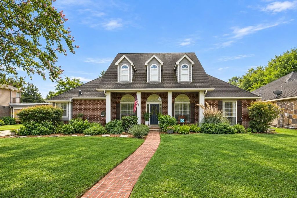 2519 E Pebble Beach Drive, Missouri City