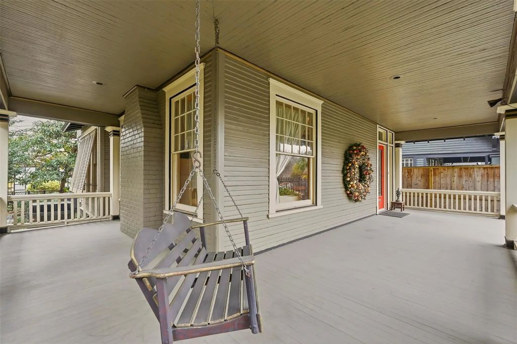 110 Stratford Street, Houston