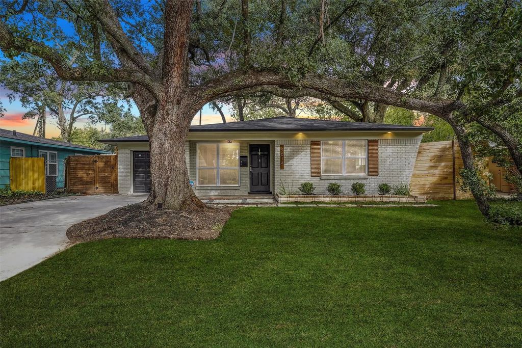 4614 Carleen Road, Houston