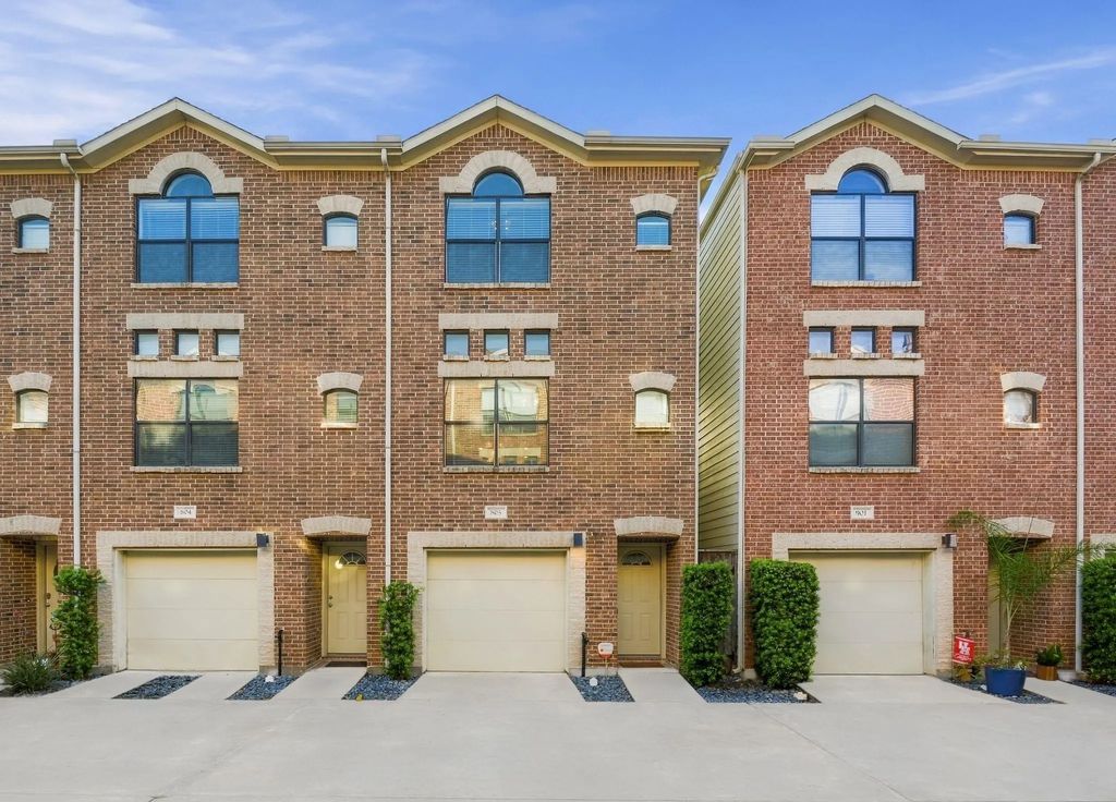 648 Westcross Street 805, Houston