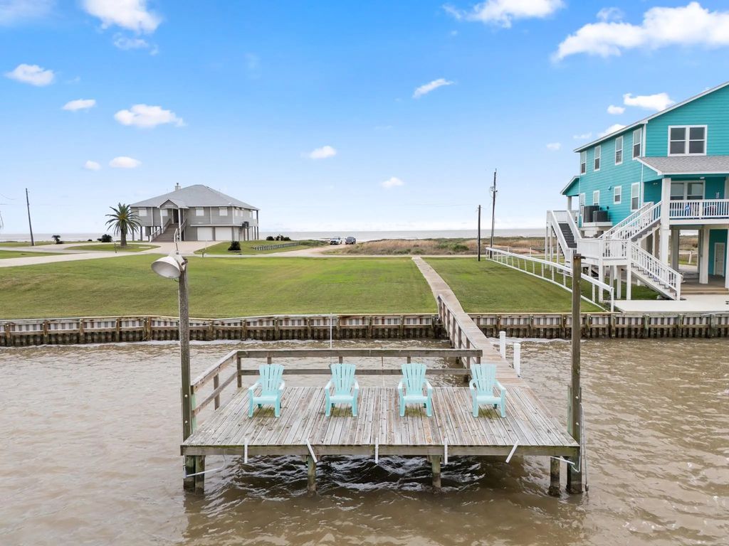 1839 County Road 230 Drive, Sargent