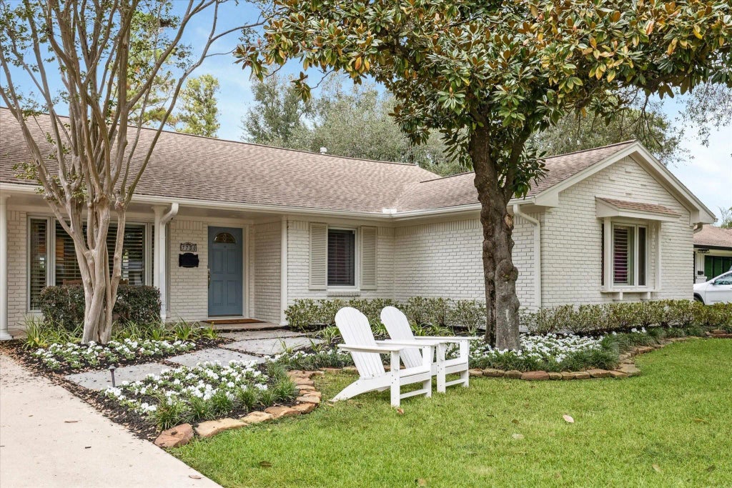 7730 Fairdale Lane, Houston