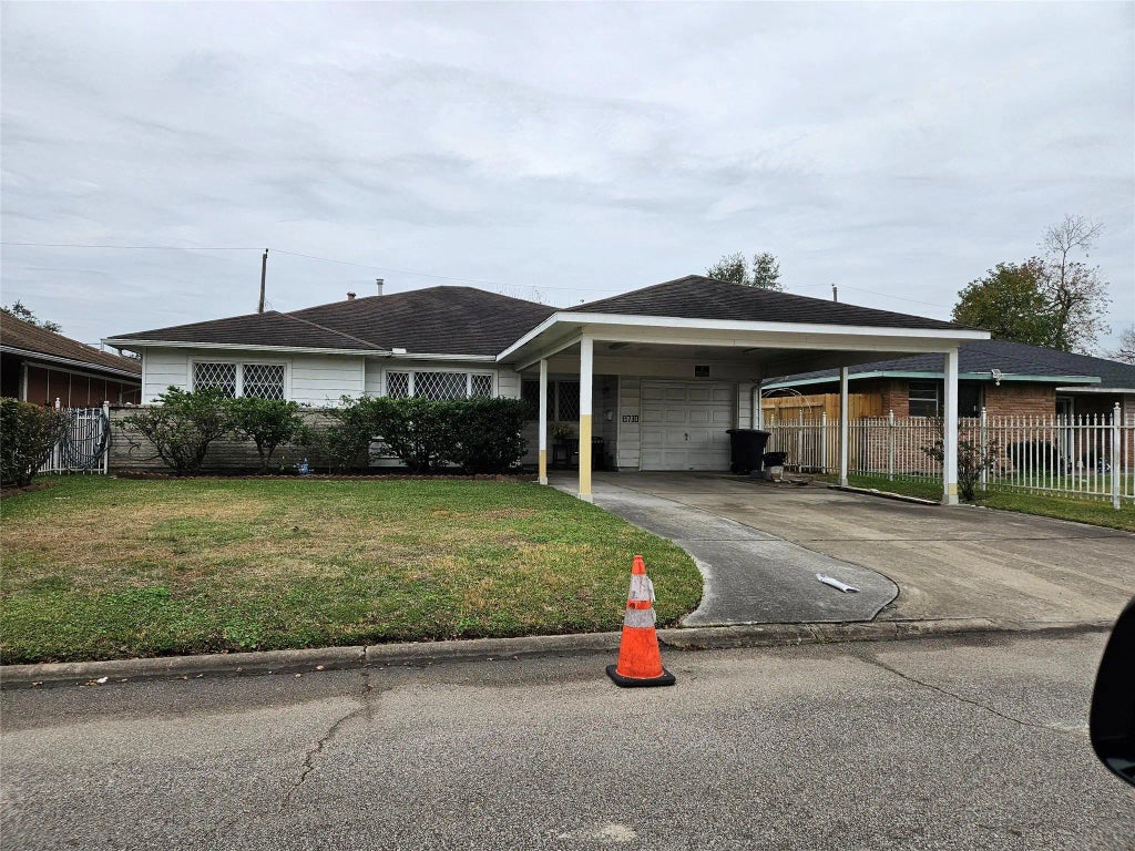 8730 Fannette Street, Houston