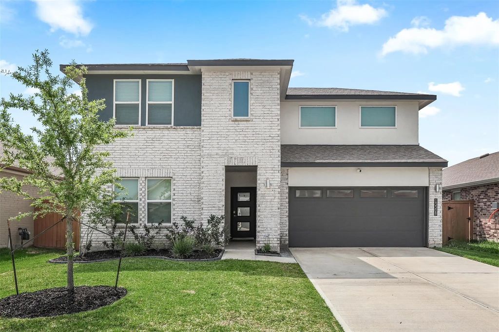 13308 Lago Acero Lane, Texas City